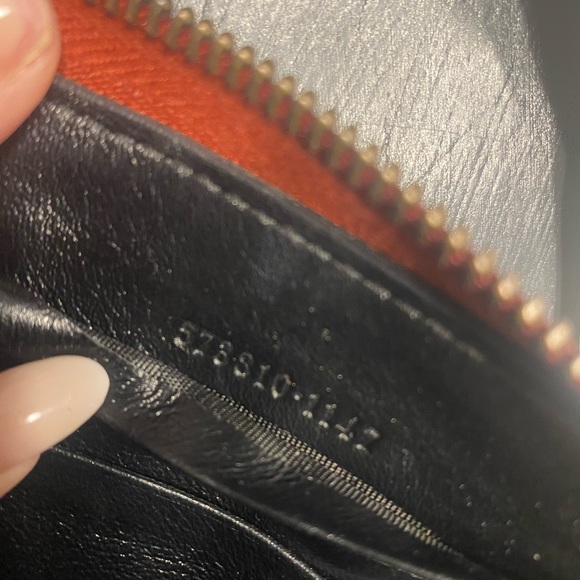 Gucci Marmont GG Wallet in Black/Cherise - Picture 11 of 11